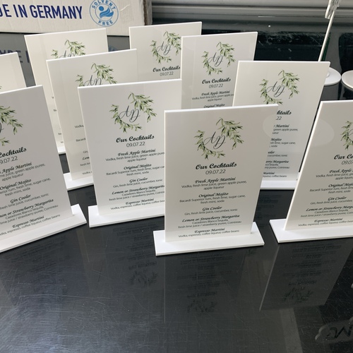 μενού απο plexiglass