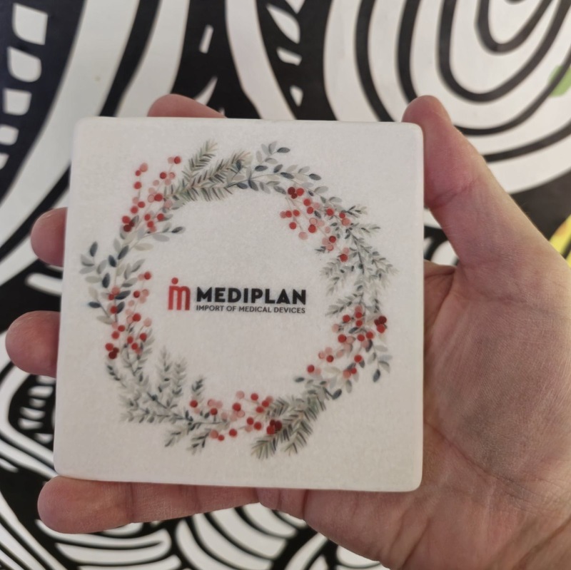 εταιρικό μαρμάρινο σουβέρ με λογότυπο