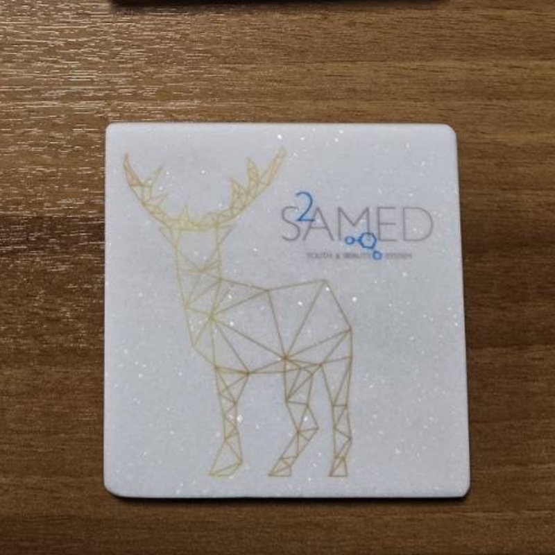 εταιρικό μαρμάρινο σουβέρ με λογότυπο